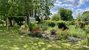 Photo 33- click for photo gallery